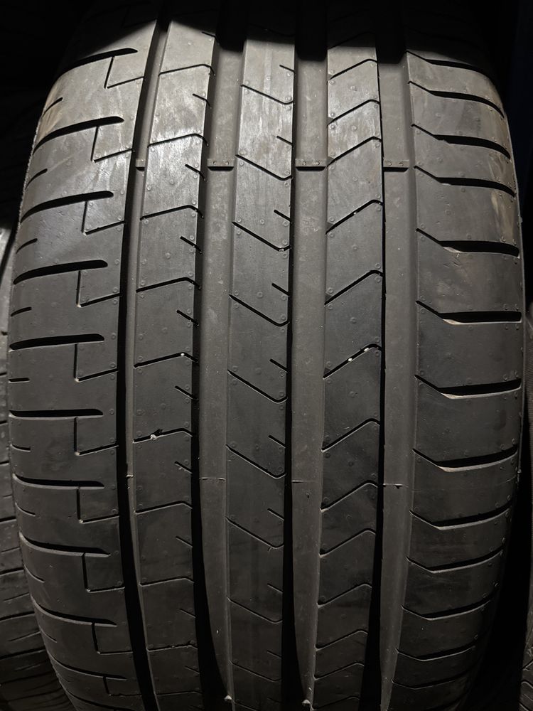 Шины б.у Demo 275 40 R22 Pirelli PZero PZ4* Run Flat 107Y 2 шт