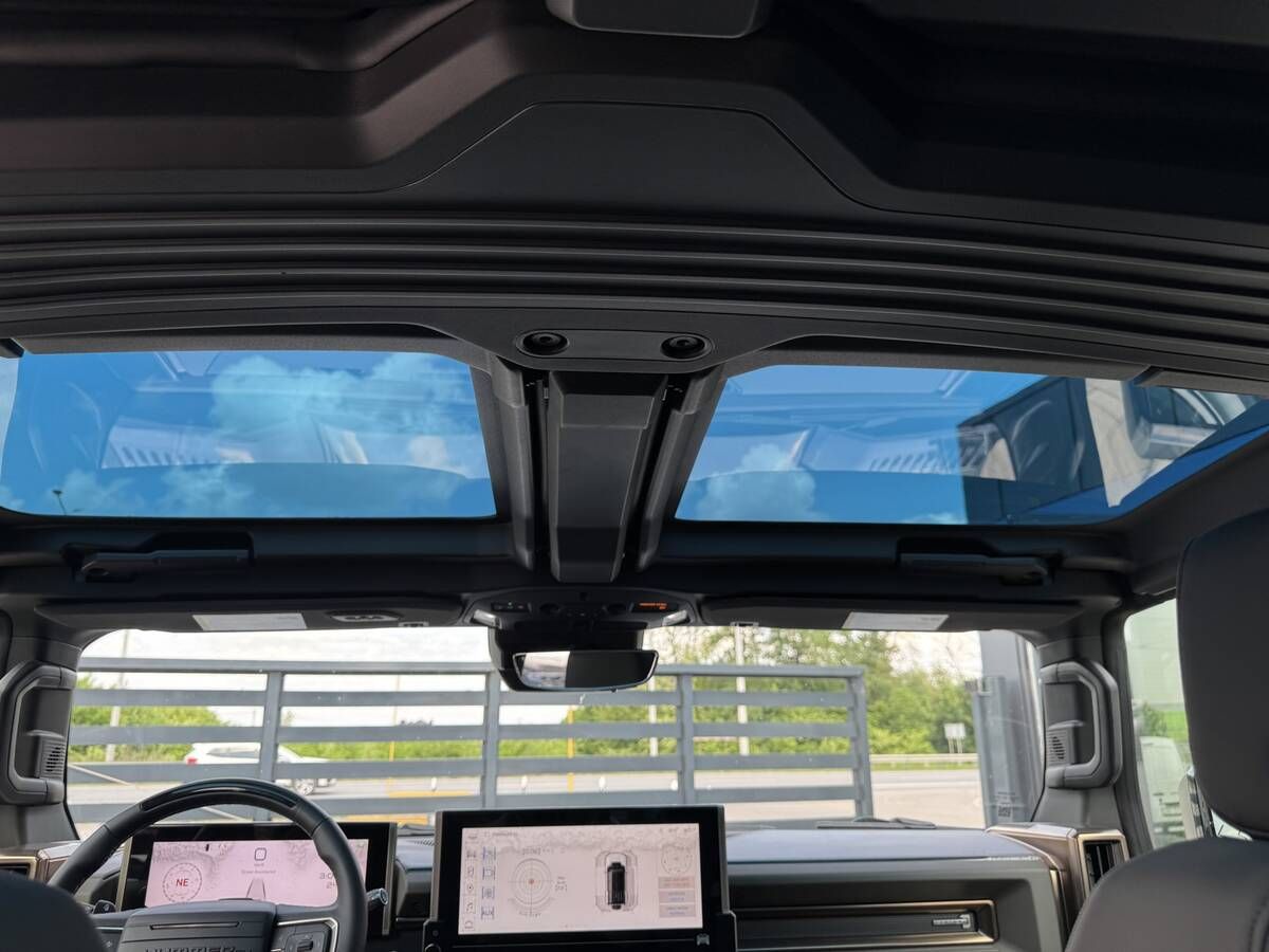 Hummer EV SUV 3X 2023 freshauto