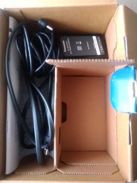 Продам видеокамеру под ремонт.