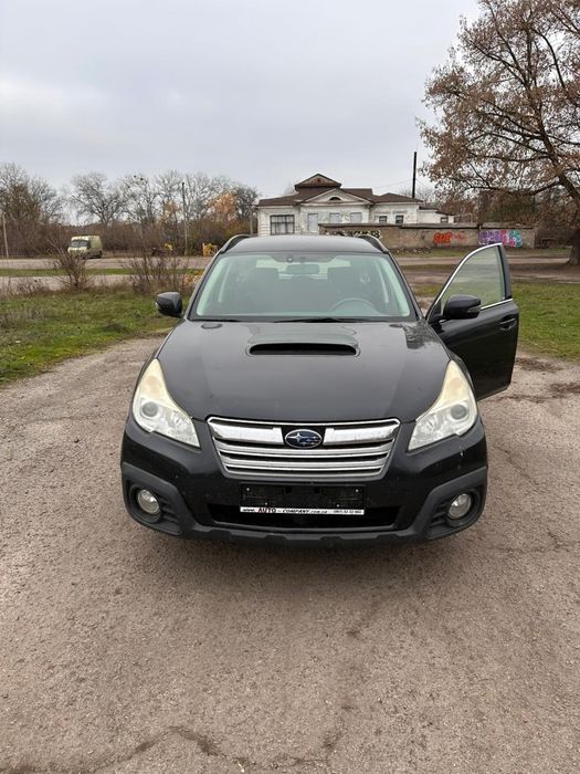 Субару аутбек 2013