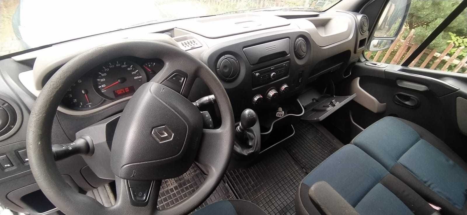 Wynajem busa dostawczego Renault Master L3H3 2.3 dCi 125 KM - FV VAT