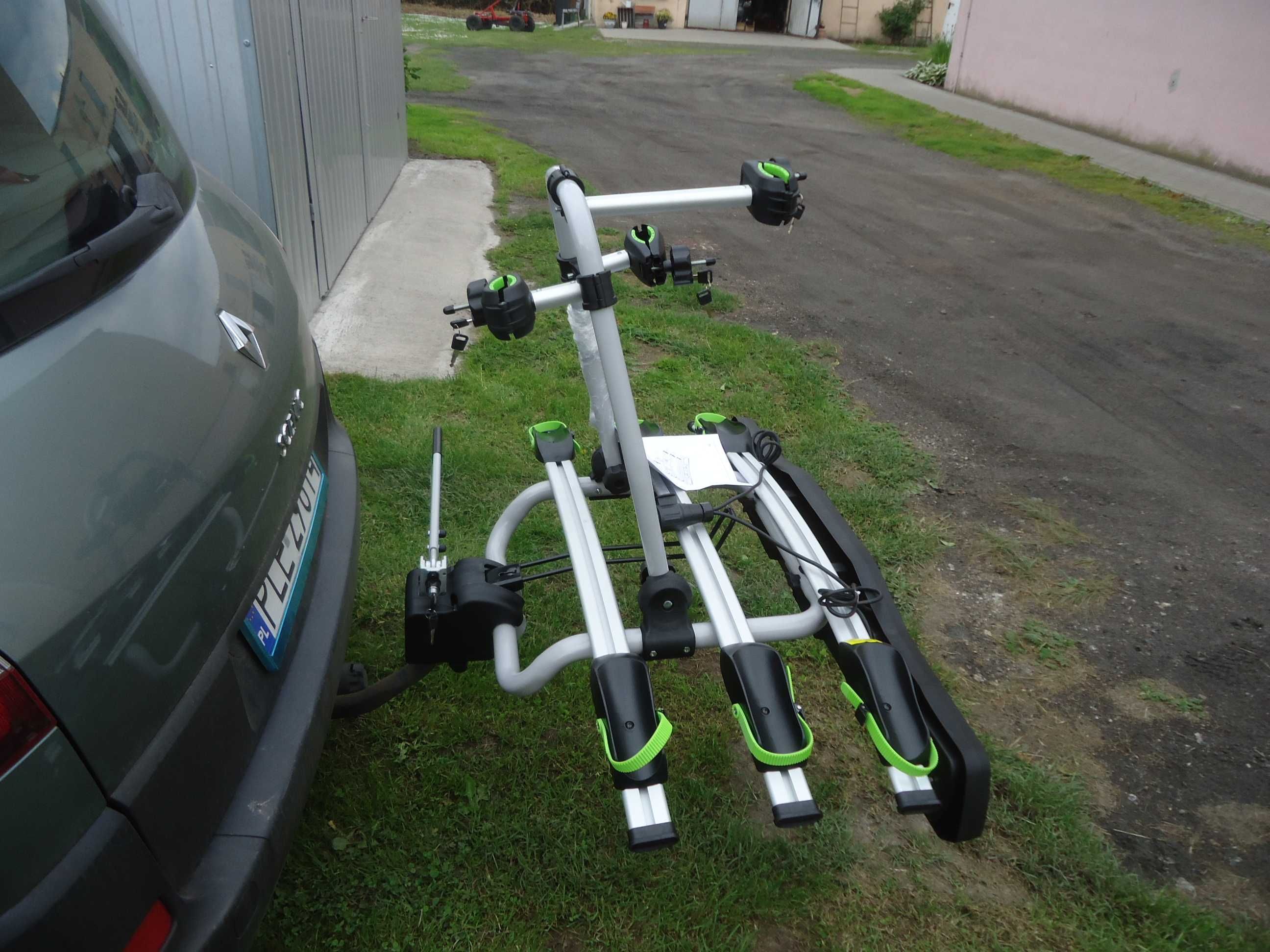 Bagażnik rowerowy  na trzy rowery BT-009A3 na hak