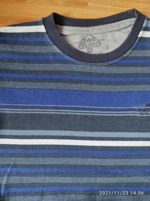 Sweter sweterek męski w paski M plus gratis dodatkowy sweterek !