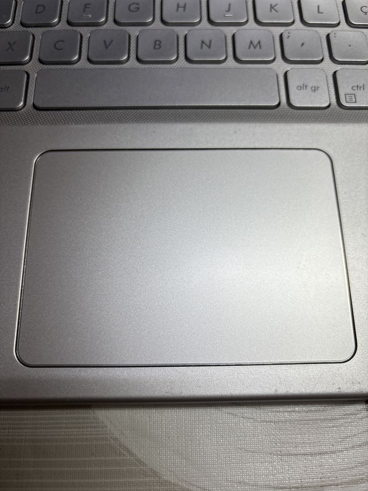 PC Asus VivoBook 15