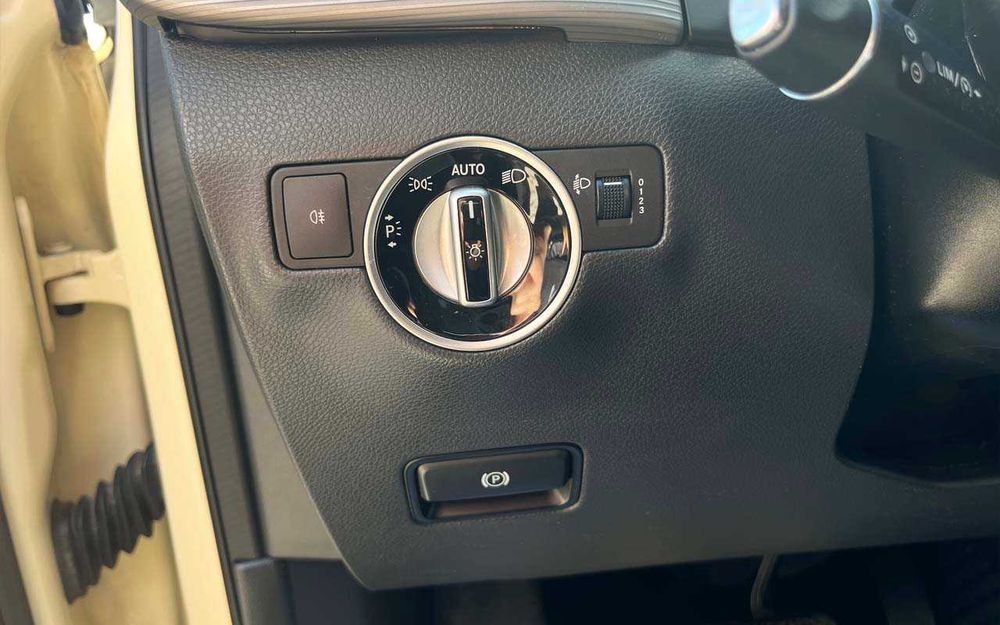 Mercedes-Benz B 180 2015