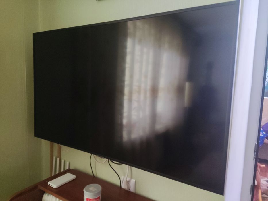 Tелевізор Samsung UE50RU7172UXXH Smart TV 4К UHD
П0ТРЕБУЄ ЗАМIНИ МАТР