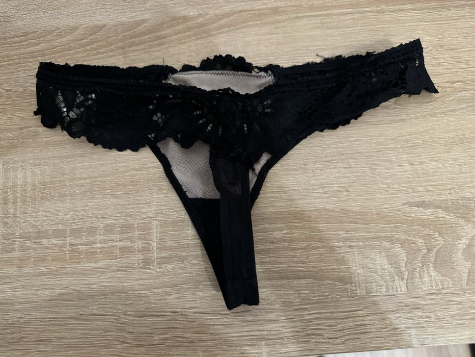 Koronkowe stringi 36 s hunkemoller