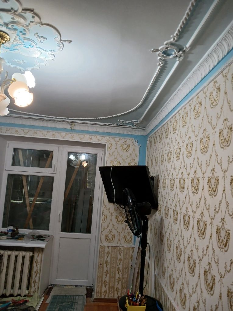 Здаю 2 кімнати у 4х кімн квартирі Центр
