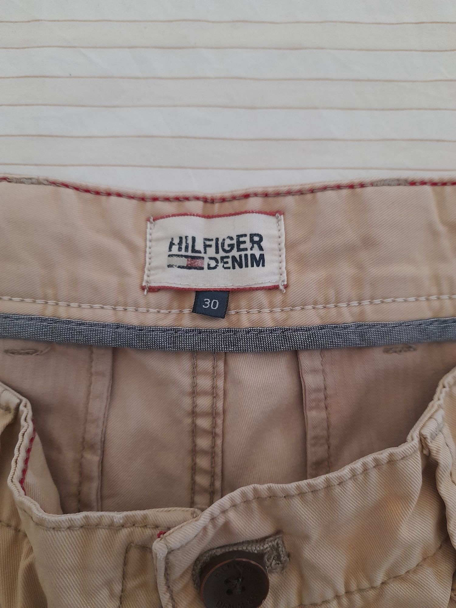 Calções Tommy Hilfiger tamanho 40