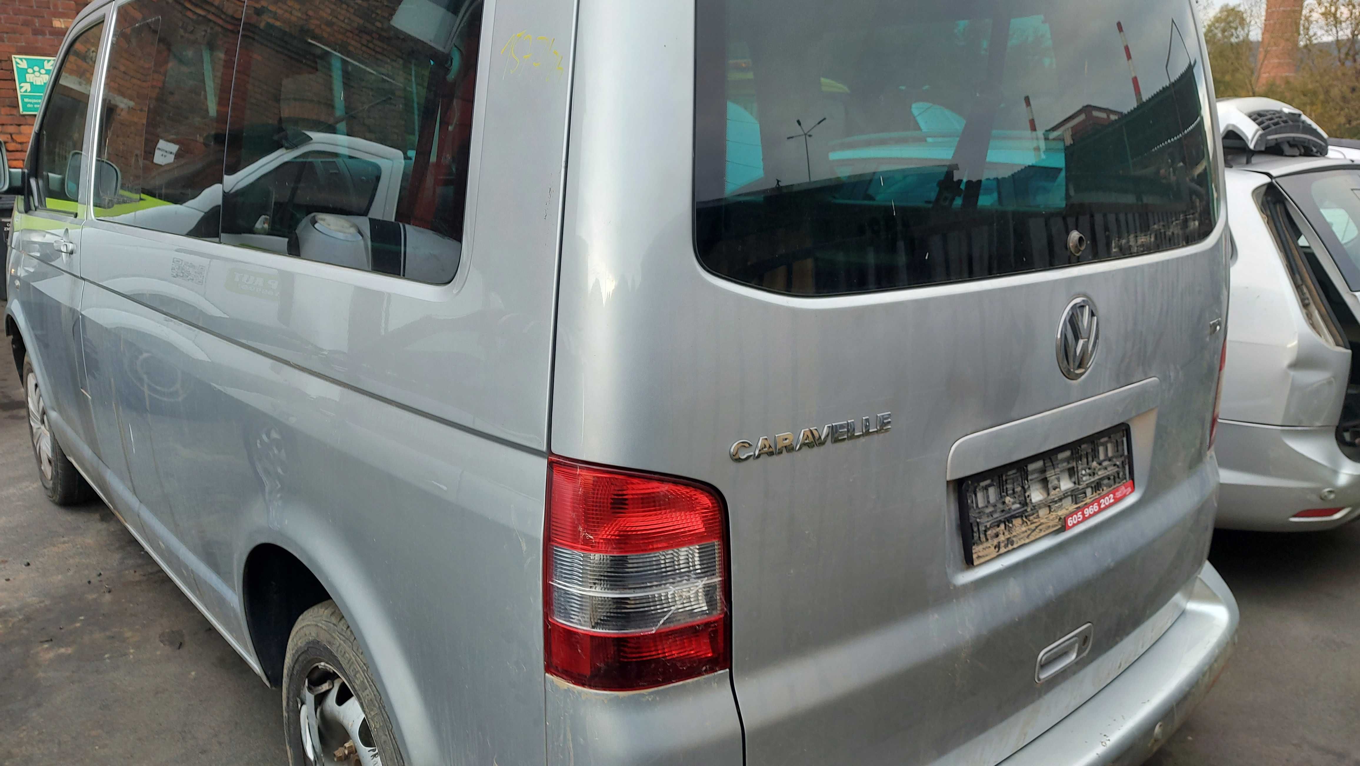 VW T5 Caravelle drzwi przednie srebrne FV transport/dostawa