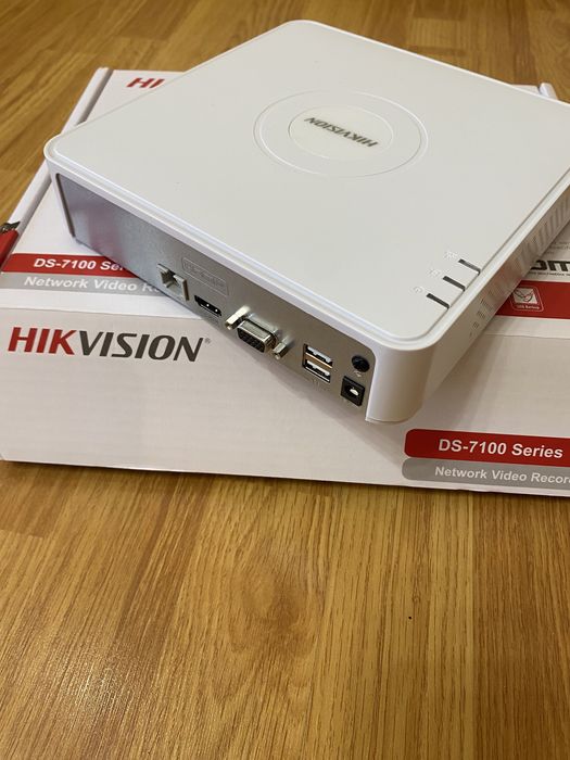 8-канальный ip видеорегистратор Hikvision DS-7108NI-Q1(D)