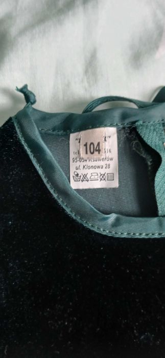 Sukienka welurowa 104