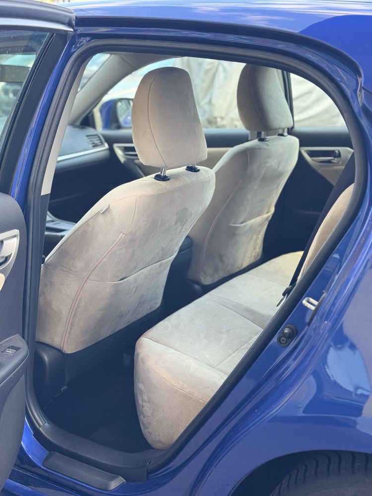 Lexus CT200H niski przebieg