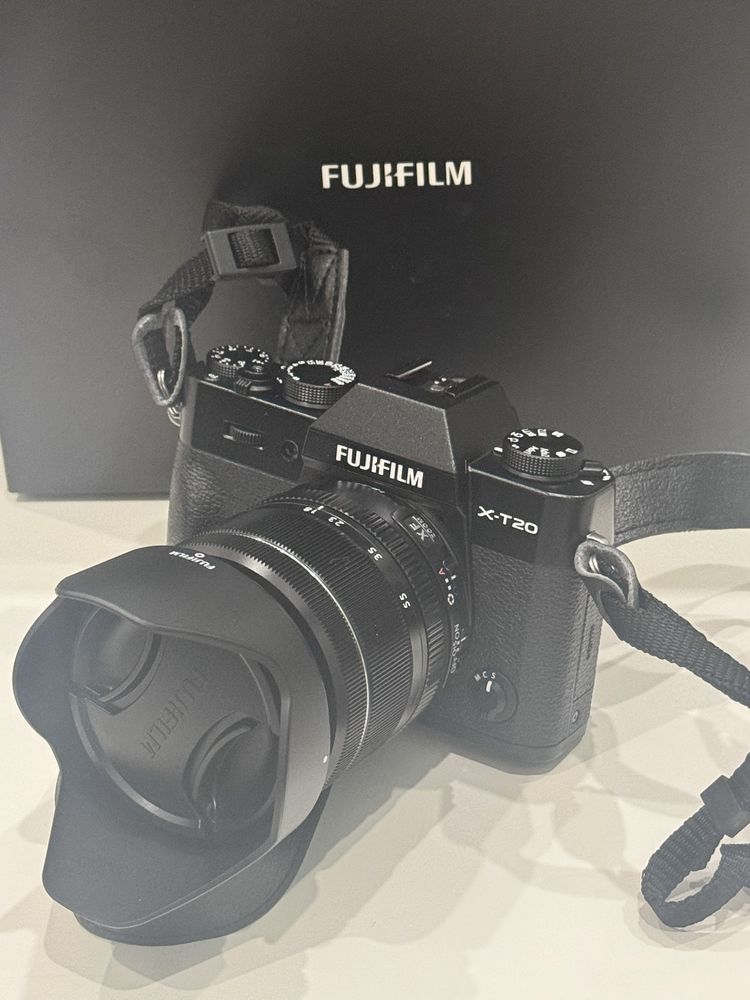 Vendo Maquina Fujifilm X-T20 XF 18-55 RLM OIS