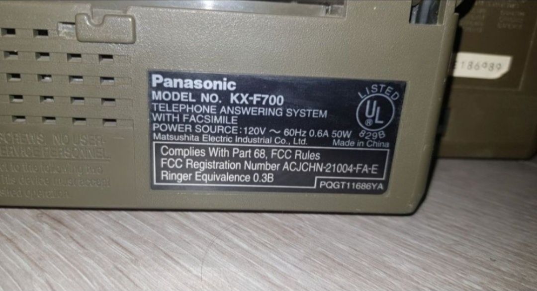 Факс Panasonic KX-F700