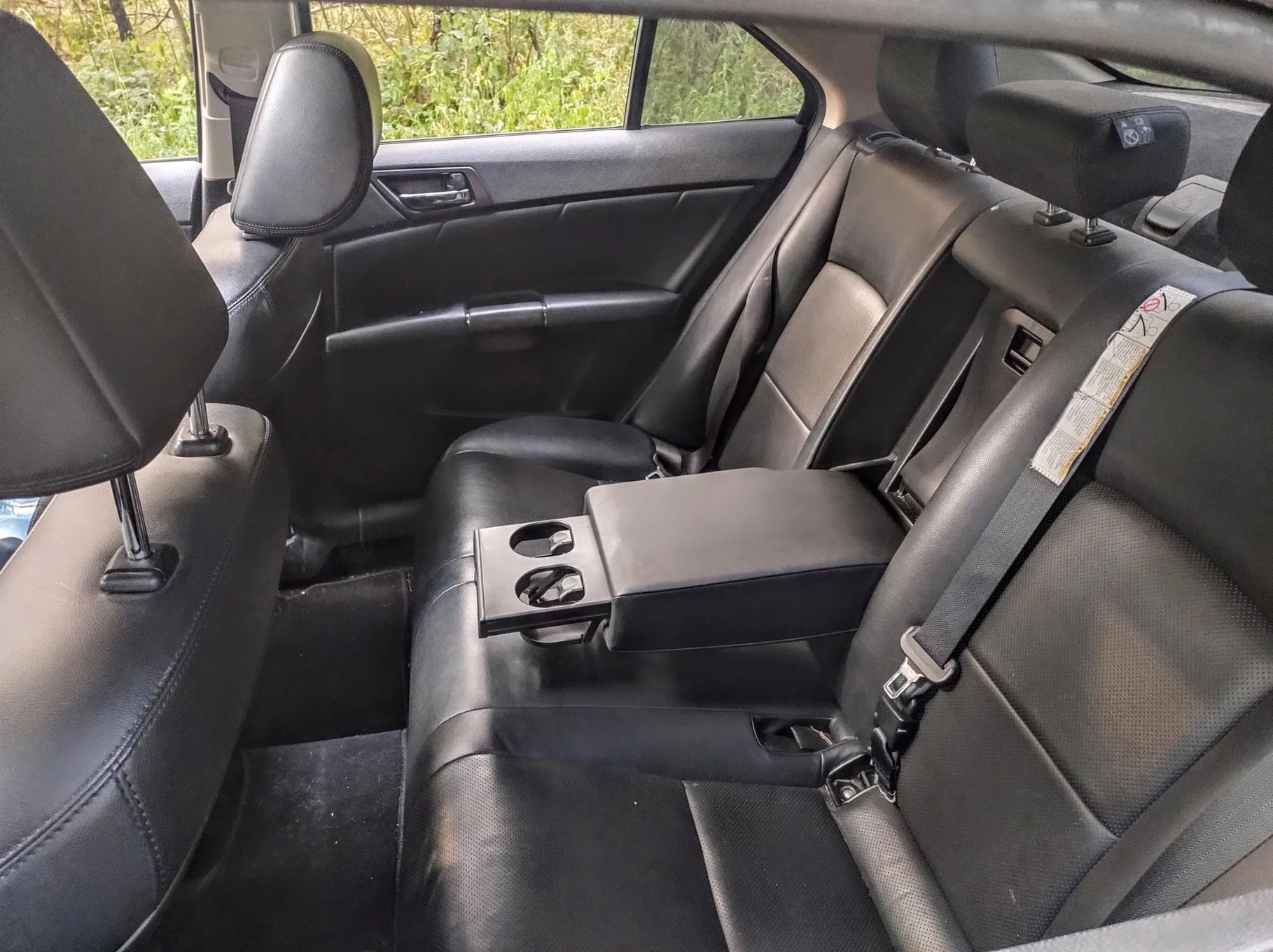 Suzuki Kizashi Fv23% Napęd 4x4 bixenon Automat 178KM czujniki PDC Bluetooth KeylessGo