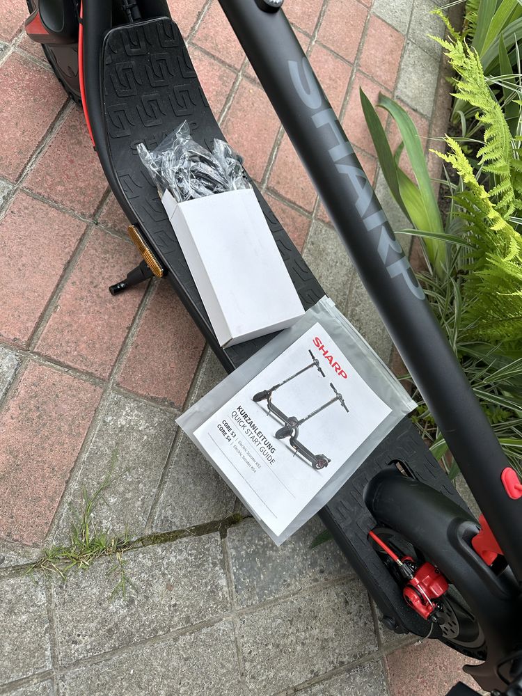 Електросамокат Sharp KS3
