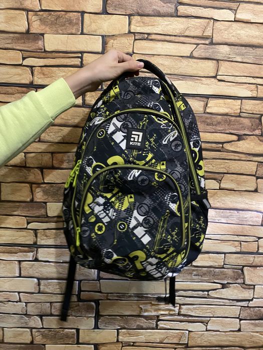 Продам стильний підлітковий рюкзак Kite.