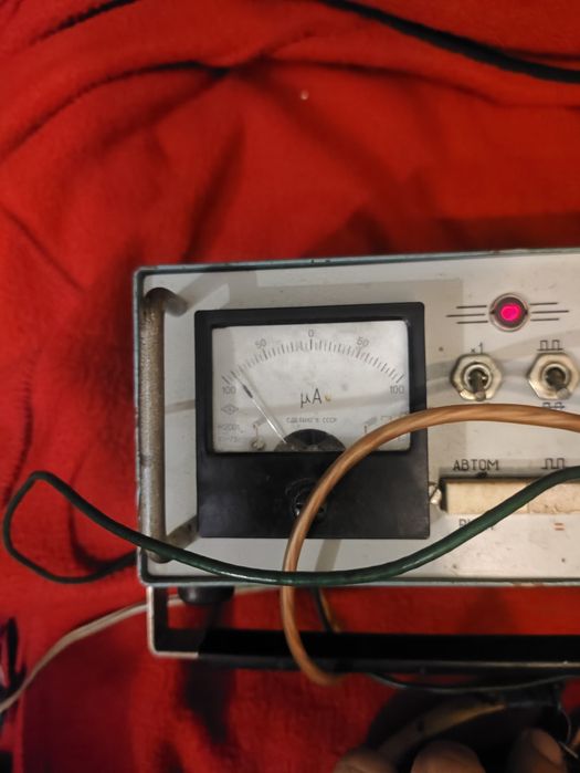 Пристрій на зображенні — це ПЗАП-04, або "Прилад для заміщення апарату