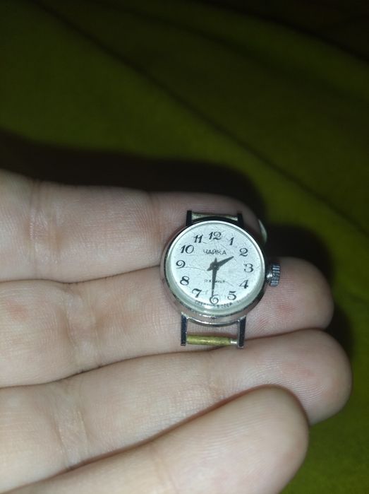 Женские наручные часы ссср чайка 17 камней