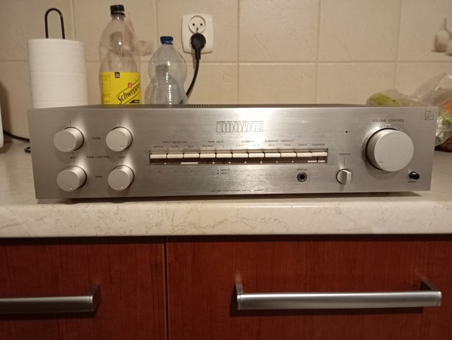 Sprzedam wzmacniacz Luxman w ładnym stanie.