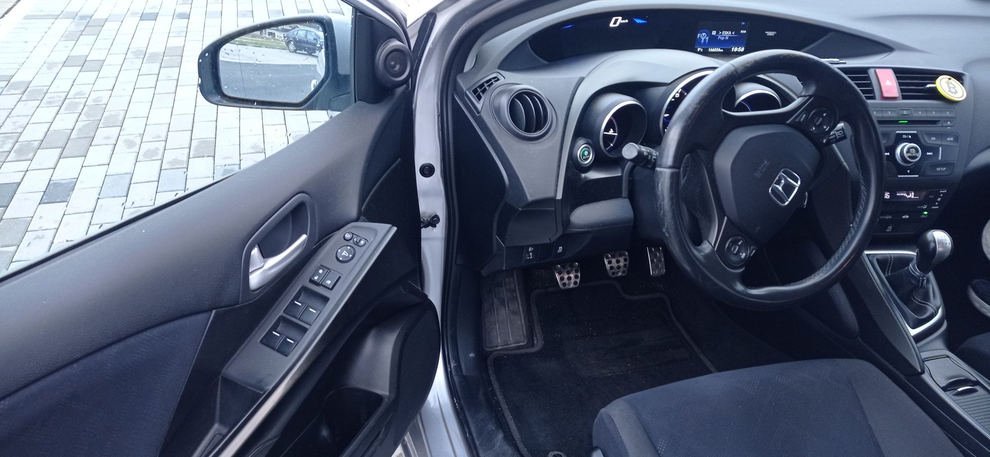 Honda Civic 2012 rok 1339cm3 benzyna