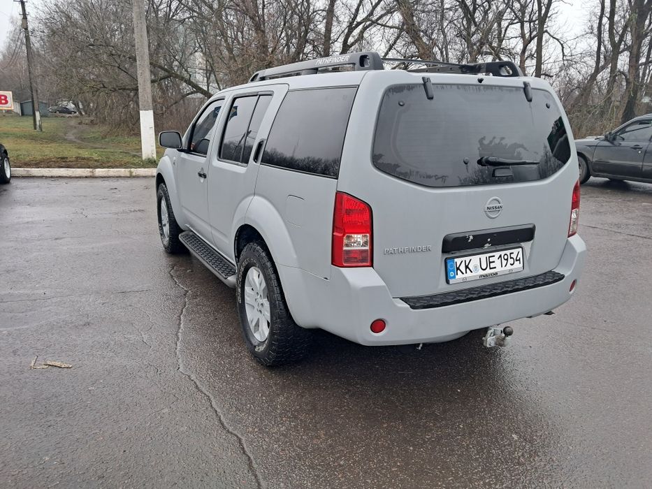 Продам Nissan Pathfinder
