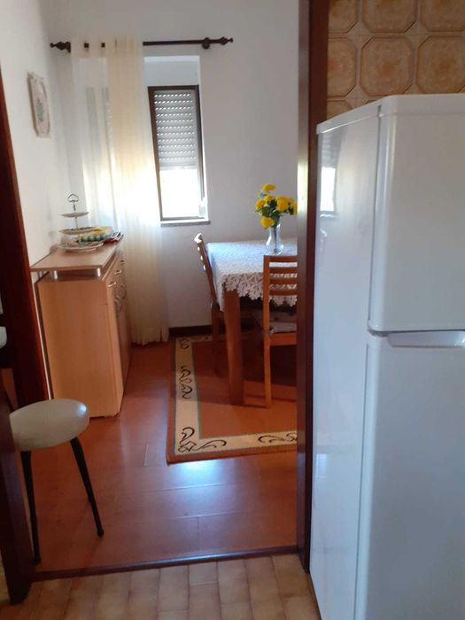 Arrenda-se casa tipo T2 equipada e mobilado zona central Águeda