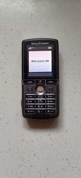 Sony Ericsson K750i + karta pamięci. Telefon komórkowy z ładowarką.