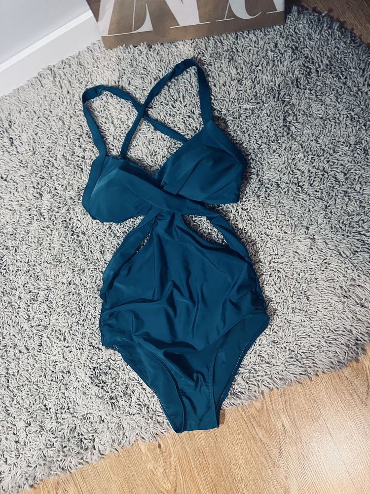 Piekny jednoczesciowy stroj kapielowy rozm S bikini zielone