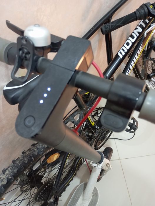 Продам електросамокат Xiaomi m365