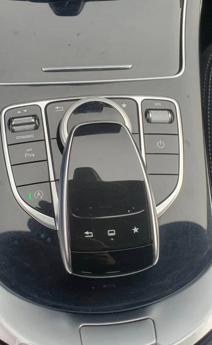 Mercedes C200 cx automática,mala eletrica e leds