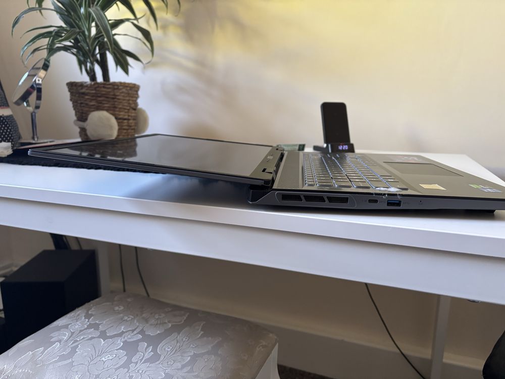 MSI Sword 17 HX17