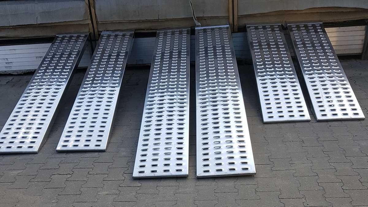 Najazdy aluminiowe LOHR 2500 x 425 x 69 x 4.