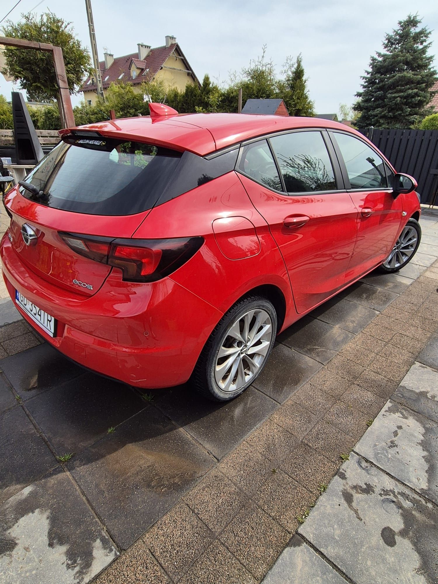 Opel astra 2017 rok