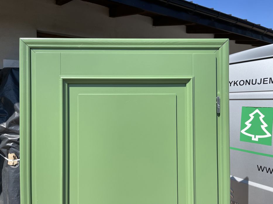 Drzwi drewniane wewnętrzne  sosnowe retro  ral 6011