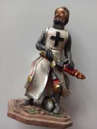Krzyżowiec średniowieczny rycerz - kolekcjonerska figurka 8,7 cm