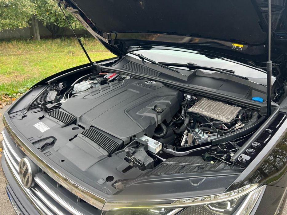 Продам Volkswagen Touareg Один господар