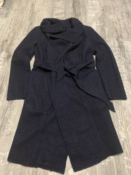 Płaszcz Mohito 34, dobry na S