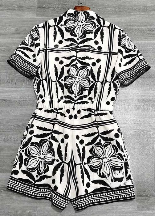 Дизайнерское платье  комбинезон шорты  с принтом, L/XL