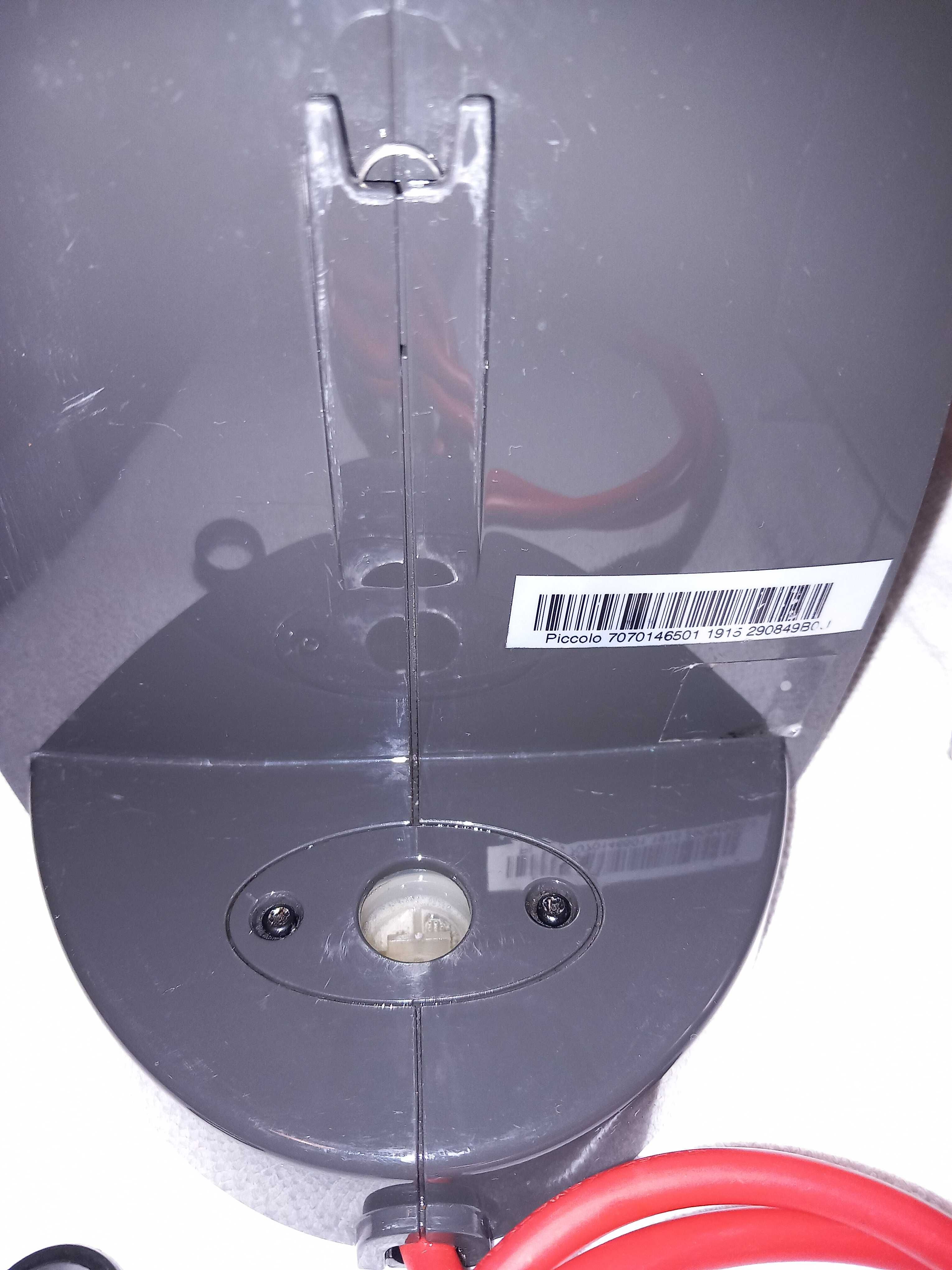 Máquina de café da marca krups. Nescafé Dolce Gusto.
