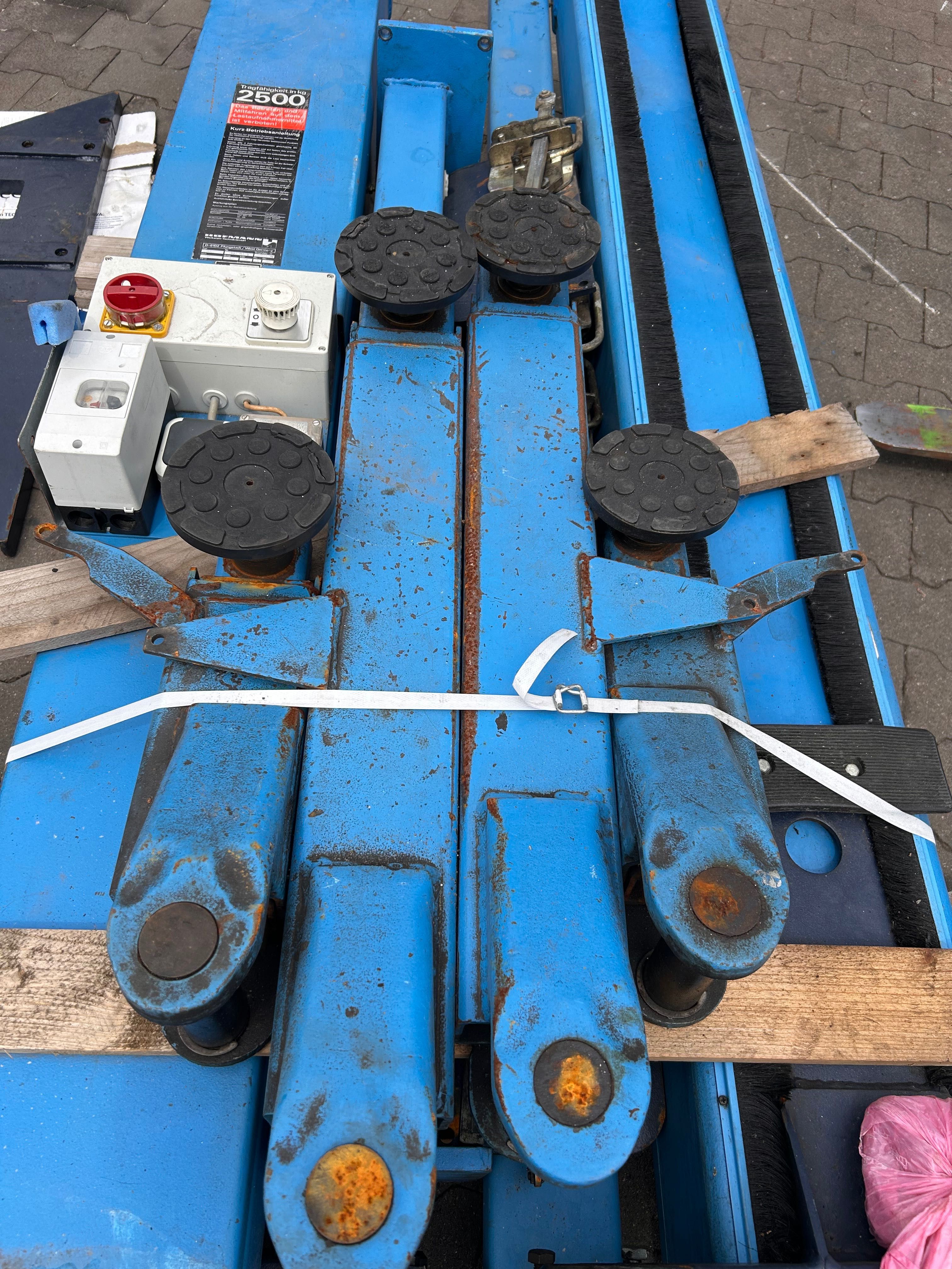 Podnośnik 2 kolumnowy Hofmann Duolift BT2500