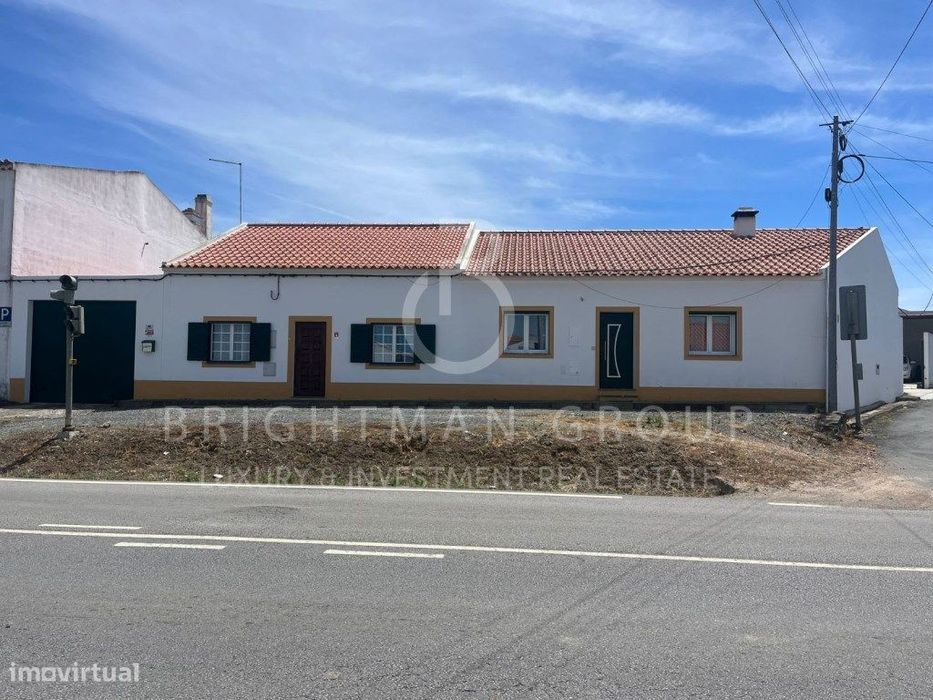 Moradia T3 em Figueira dos Cavalheiros, Beja