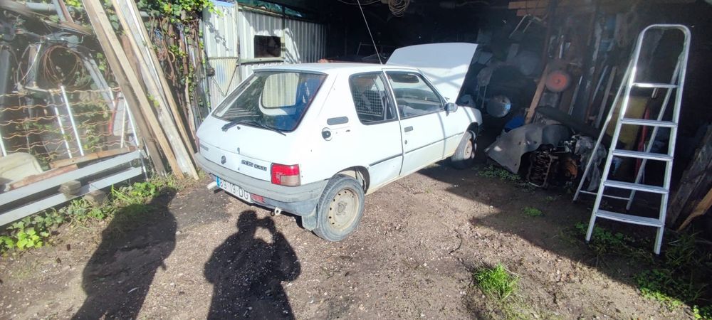 Peugeot 205 1.8 XAD