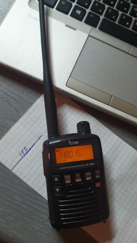 Продам Icom ic-r6 радио сканер от 0 до 1300Mhz