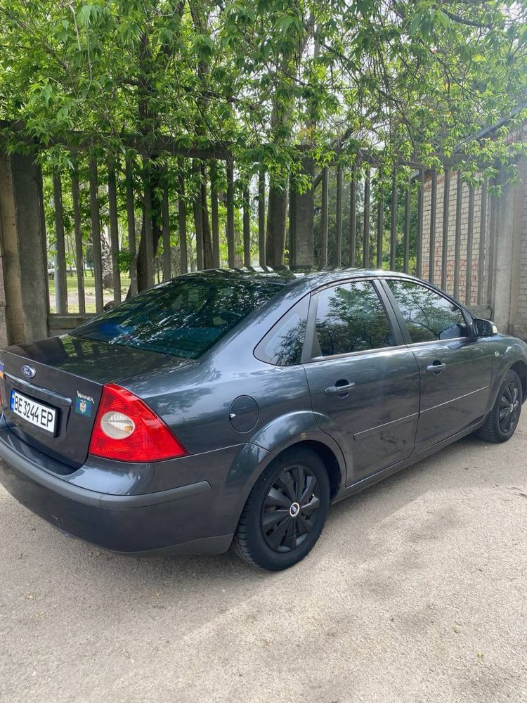 Ford Focus 1.6 газ