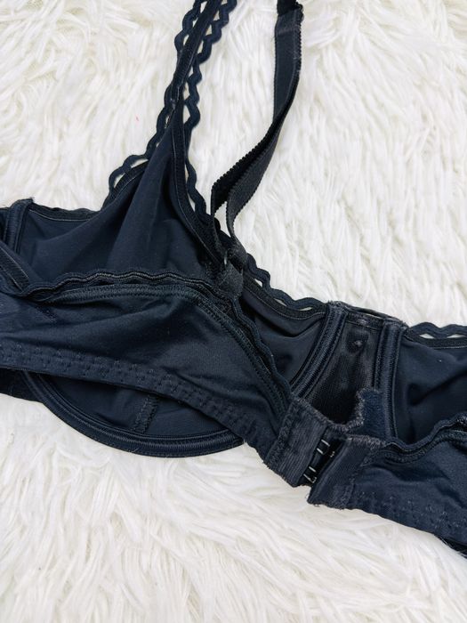 Biustonosz miękki fiszbiny 80B czarny Triumph