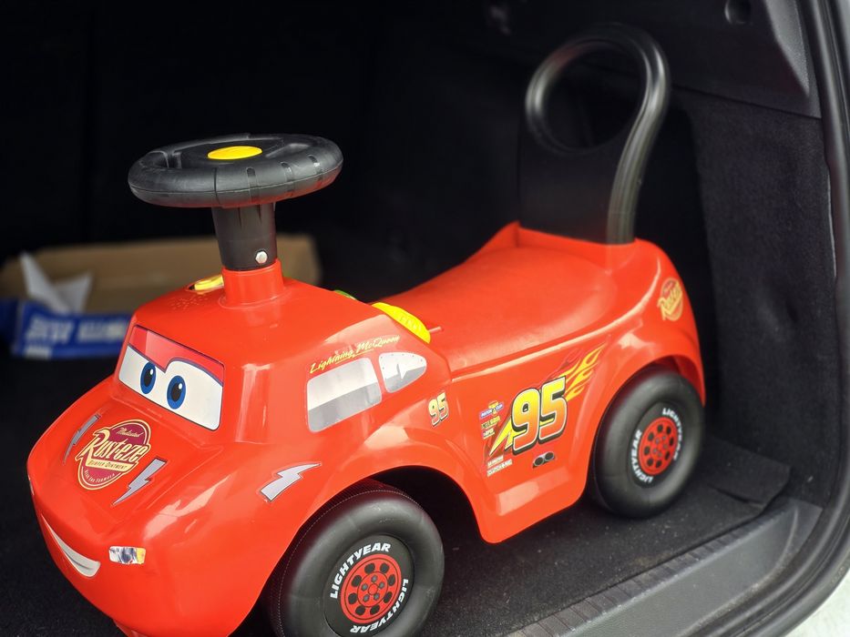 Машинка дитяча толокар Kiddieland "Гонщик Блискавка Маккуїн"