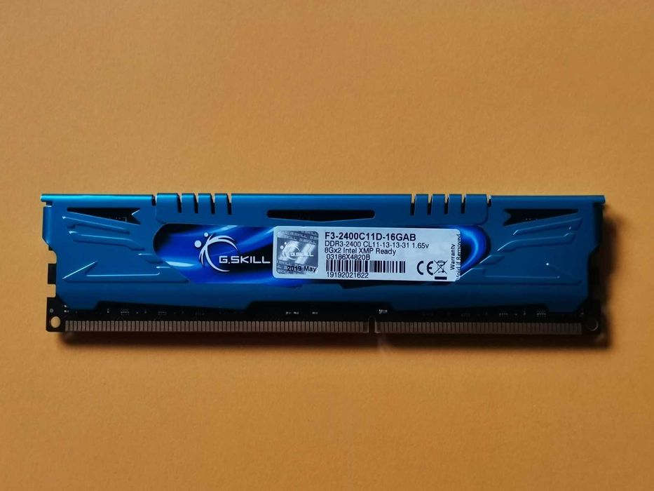 DDR3 8GB G.SkiLL ARes 2400 -Komputer