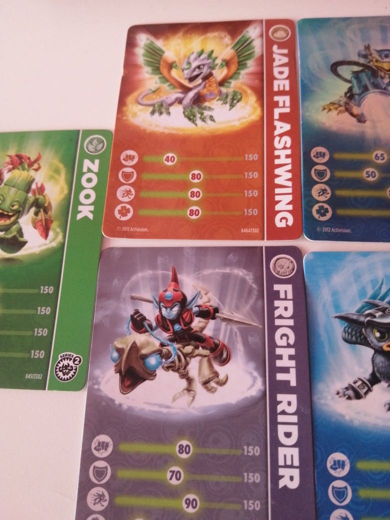 Vendo 5 cartas skylanders giants (portes incluídos)